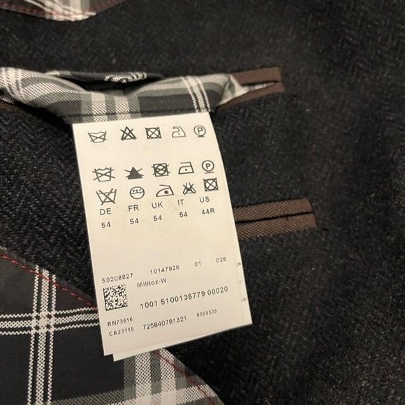 MENS Hugo Boss blazer - Picture 3 of 8